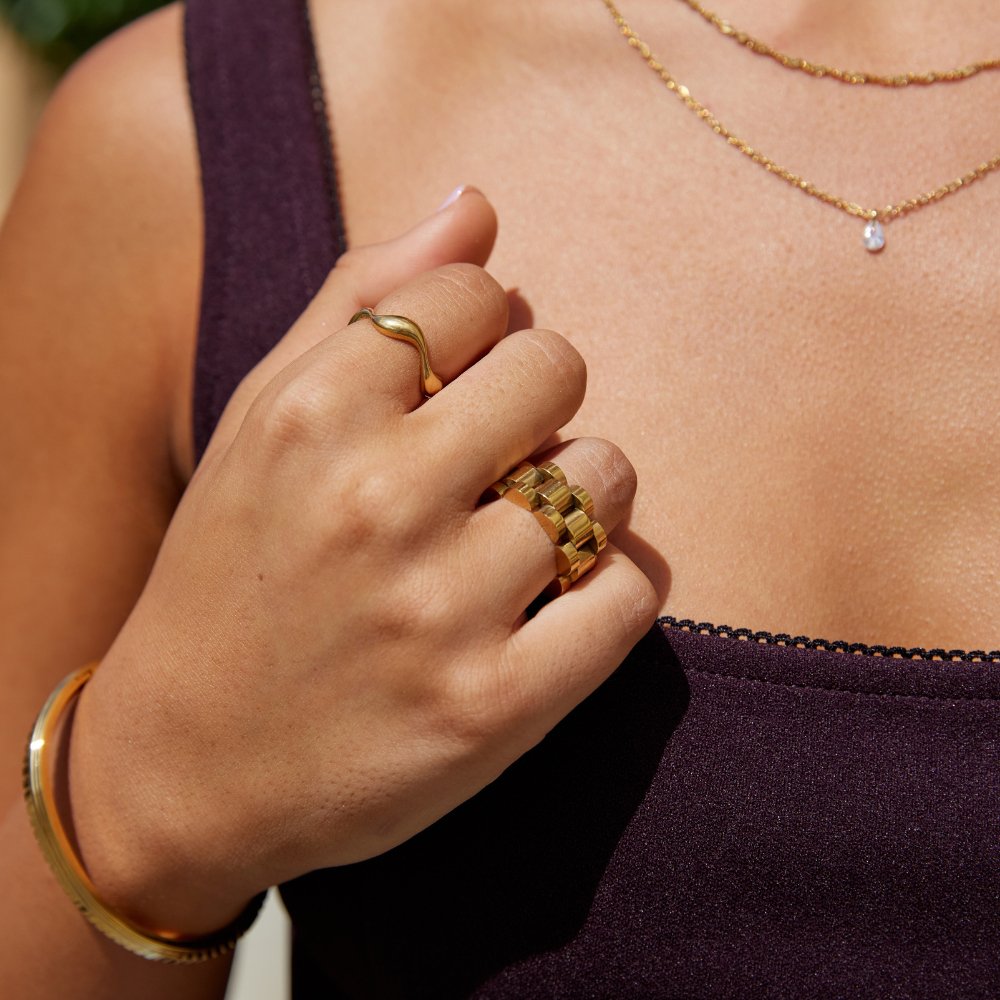 Women's Gold-Tone Wave Ring - image 6