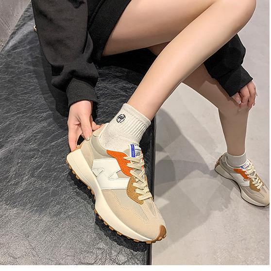 Women's Casual Trainers - image 2