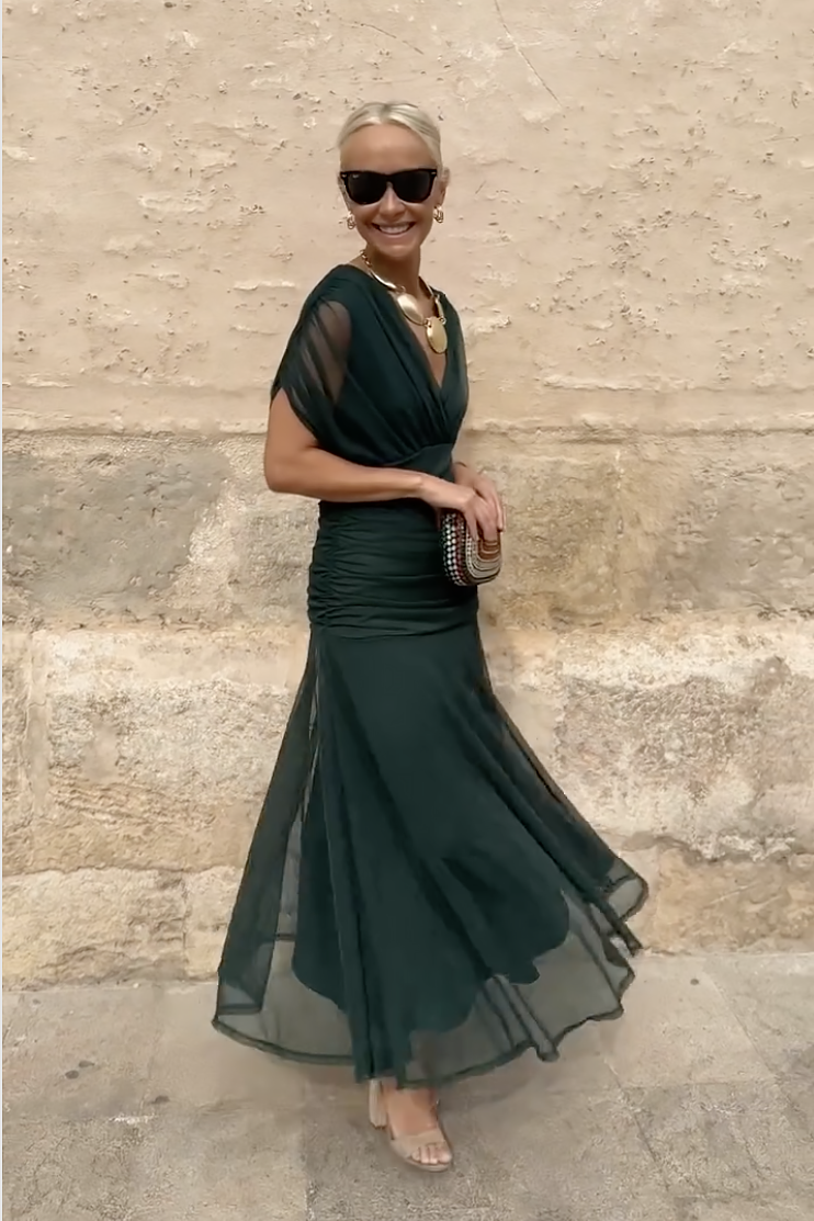 Luisa | Elegant Long Party Dress with V-Neck