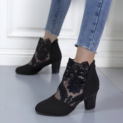 Women's Heels with Wide Toe Shape - image 3