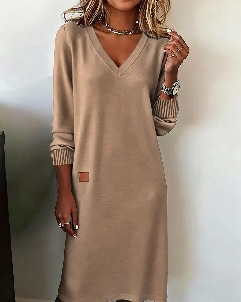 Women's V-Neck Midi Dress with Pockets - image 2
