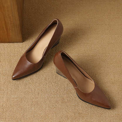 Vivienne | Timeless Block-Heel Pumps