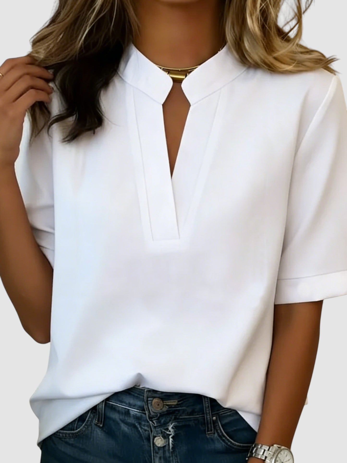 PAULA | ELEGANT V-NECK BLOUSE