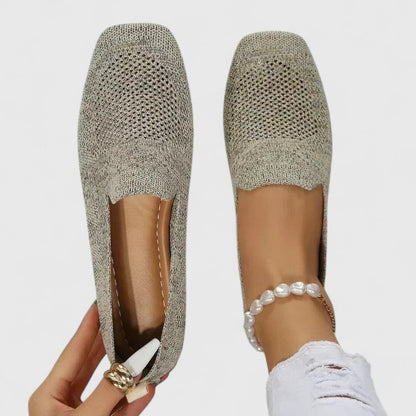 MYALINA - Sleek Everyday Loafers
