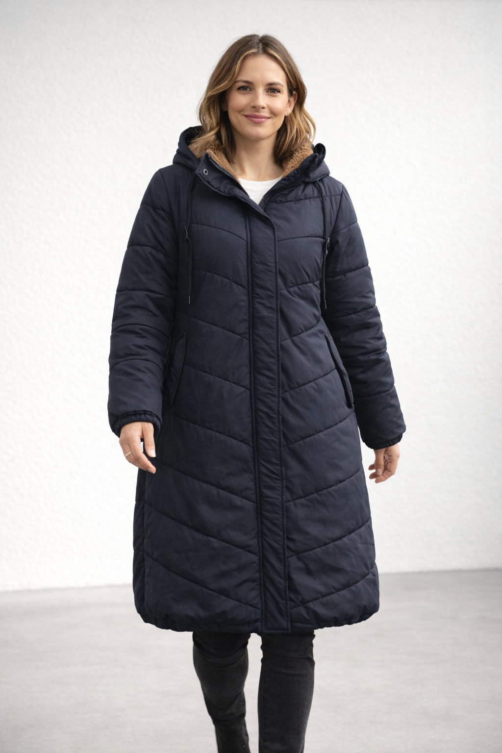 Women's Long Quilted Hooded Coat - image 2