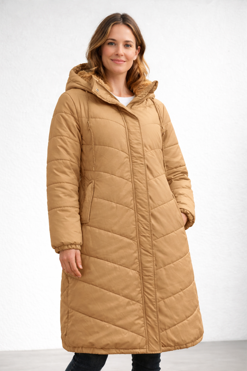 Women's Long Quilted Hooded Coat - image 5