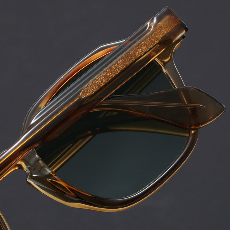 Men's Retro Square Frame Sunglasses with Thick Frames and Metal Hinges - image 4