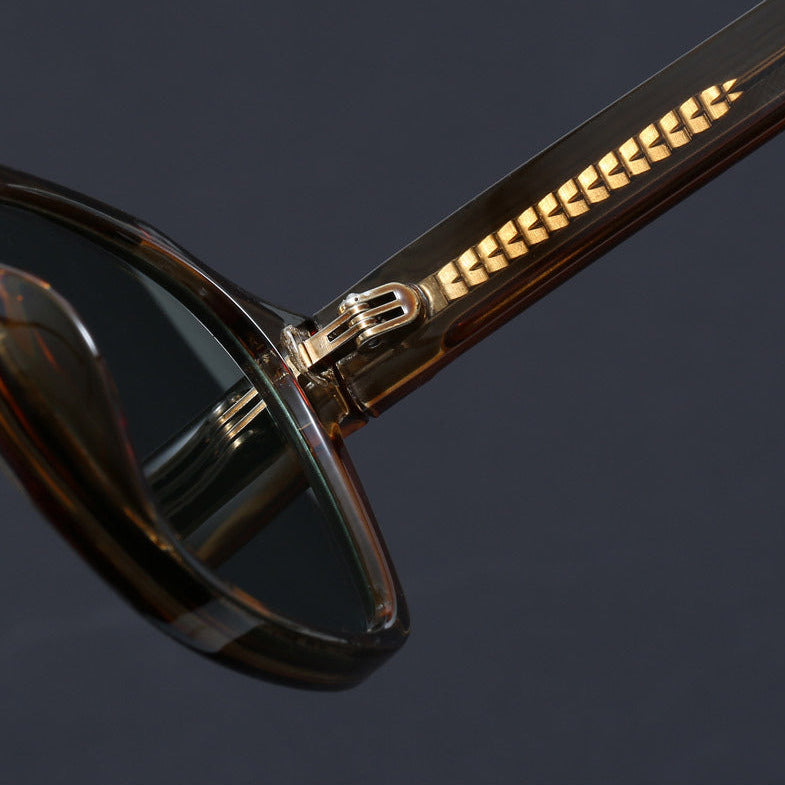 Men's Retro Square Frame Sunglasses with Thick Frames and Metal Hinges - image 5
