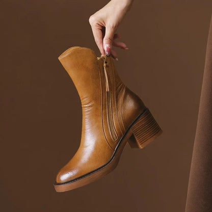 Women's Heeled Ankle Boots with Zip Fastening - image 2