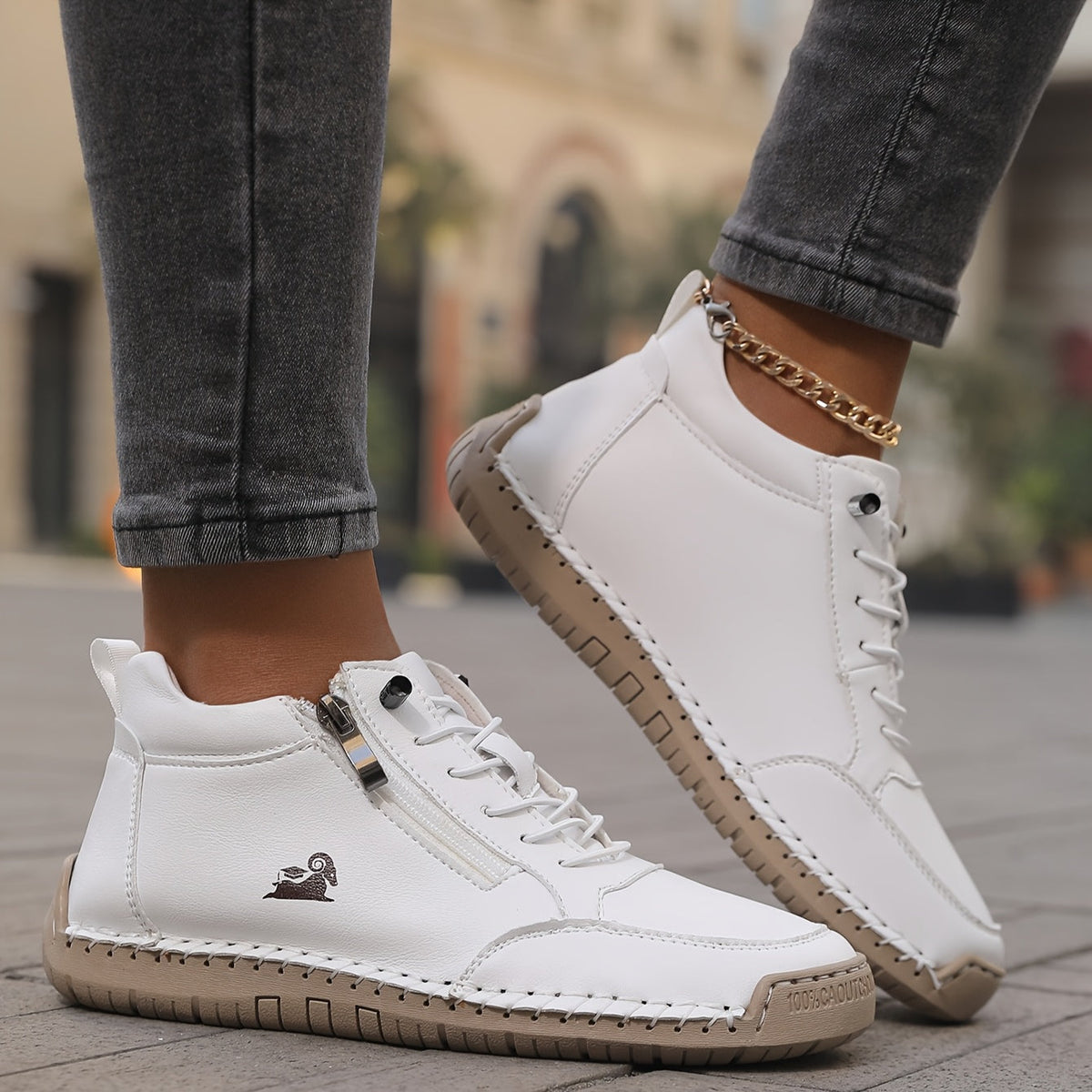 Émy™ | Therapeutic Comfort Trainers