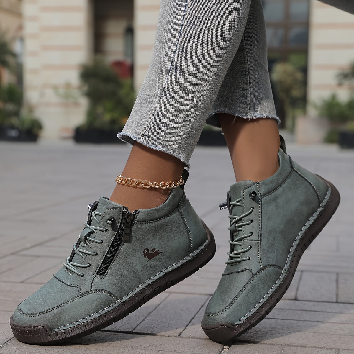 Émy™ | Therapeutic Comfort Trainers