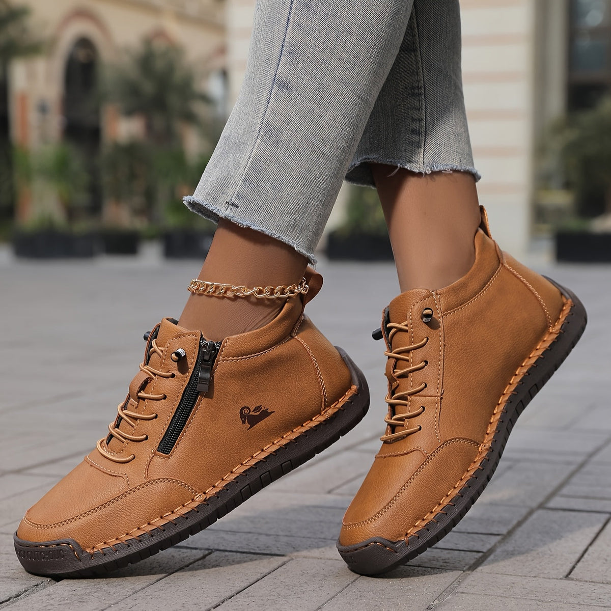 Émy™ | Therapeutic Comfort Trainers