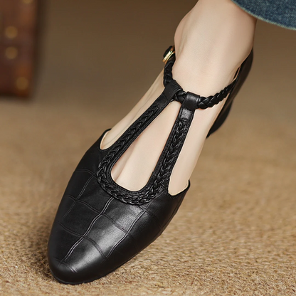 Carla | Classic Mary Jane Donna