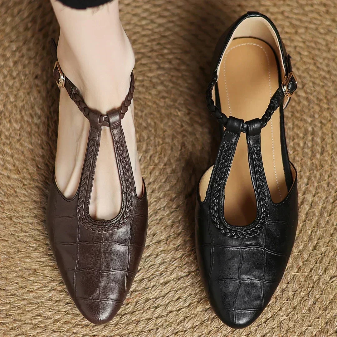 Carla | Classic Mary Jane Donna