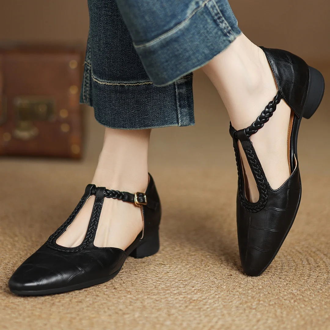 Carla | Classic Mary Jane Donna
