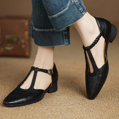 Carla | Classic Mary Jane Donna