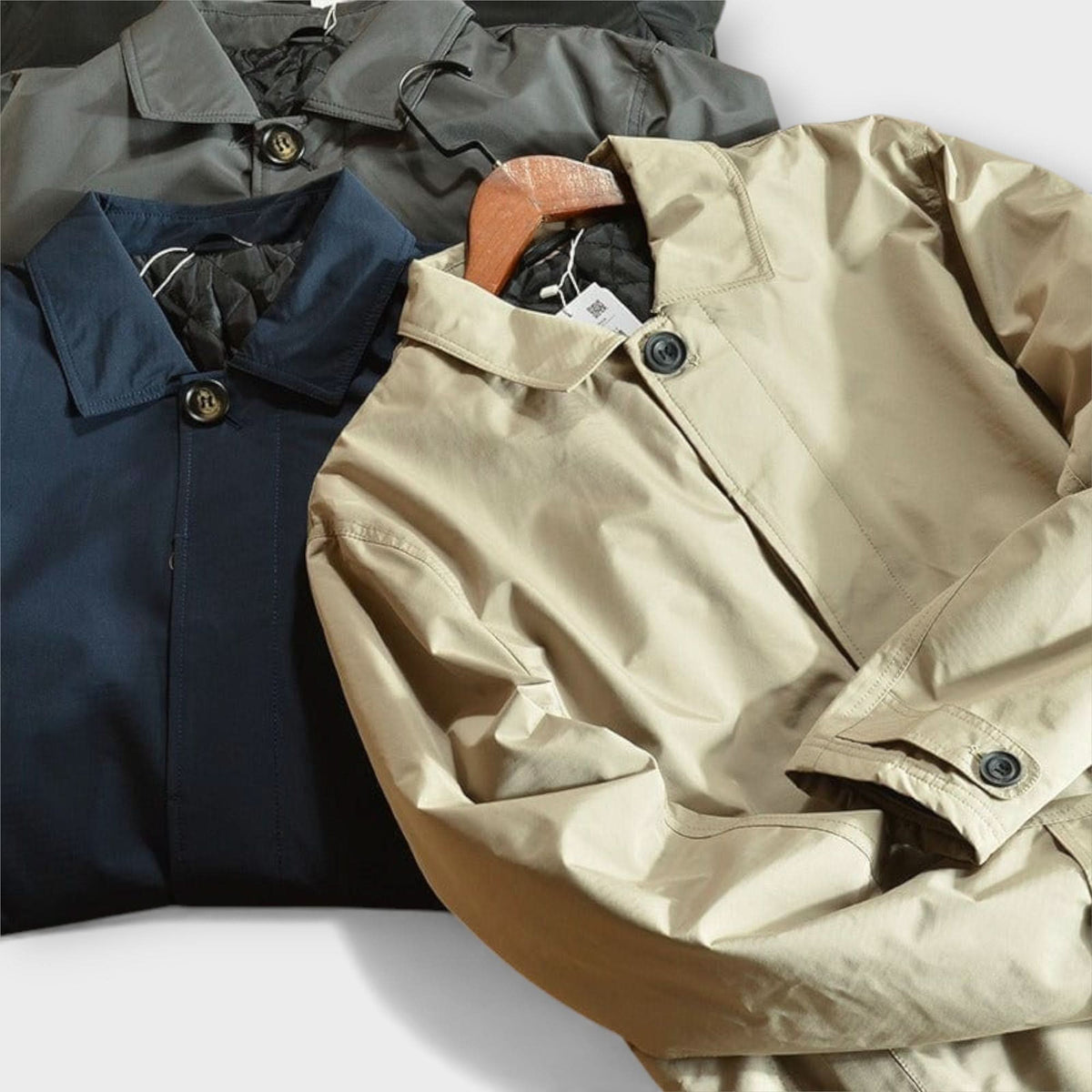 Men's Everyday Winter Coat with Functional Pockets and Cuffs - image 9