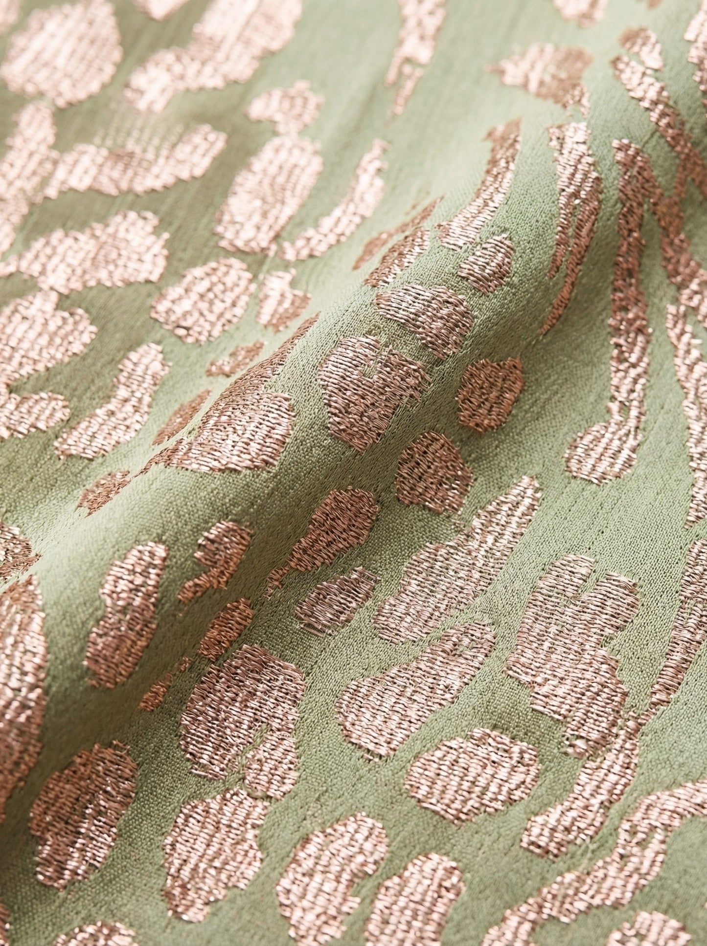 Beatriz™ | Midi Dress with Slimming Effect, Central Button, and Flowing Drape