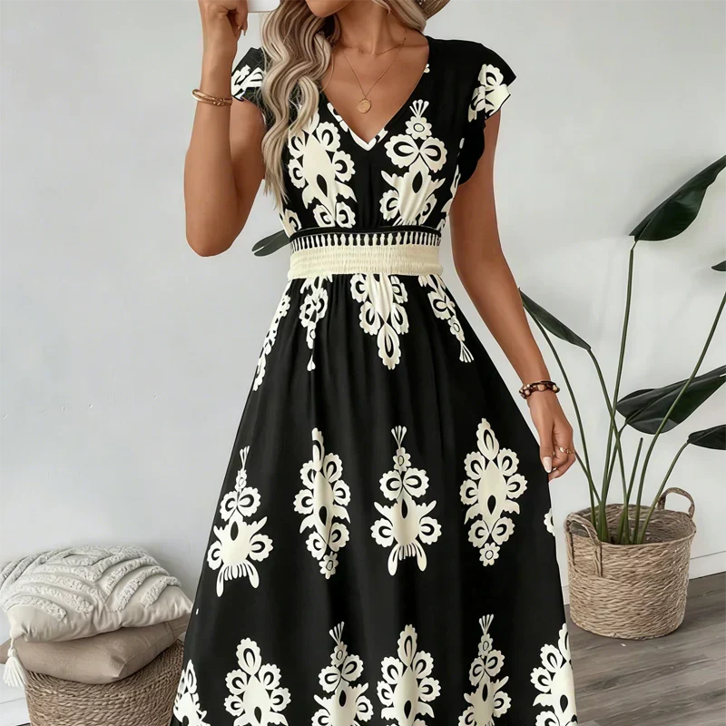 Canda | Flattering Elegant Maxi Dress