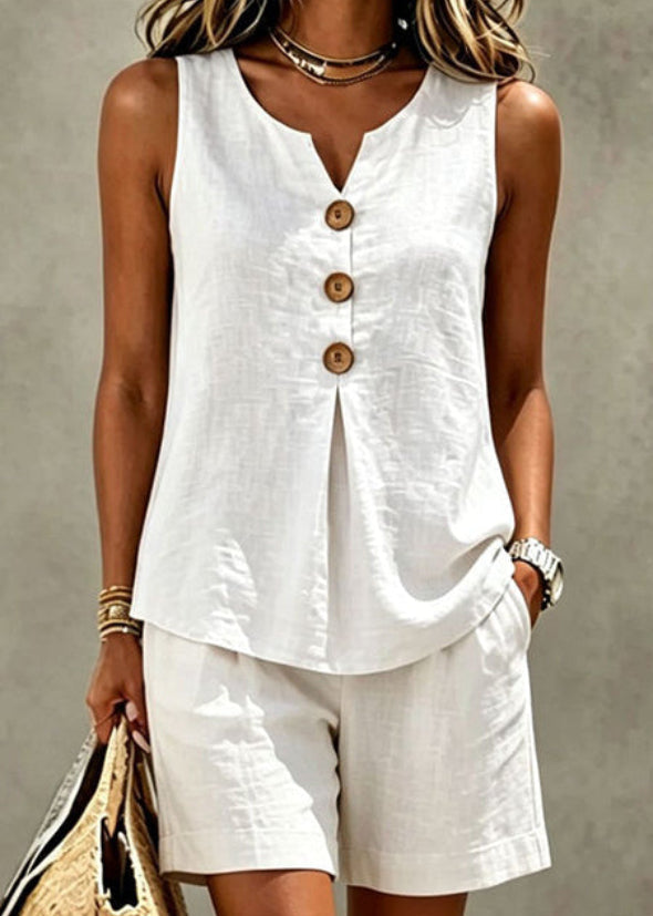 Solana | Outfit with Top and Shorts