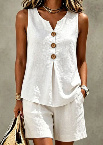 Solana | Outfit with Top and Shorts